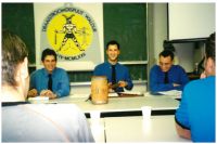 pictures/2002/2002-12-03-herstart-alv